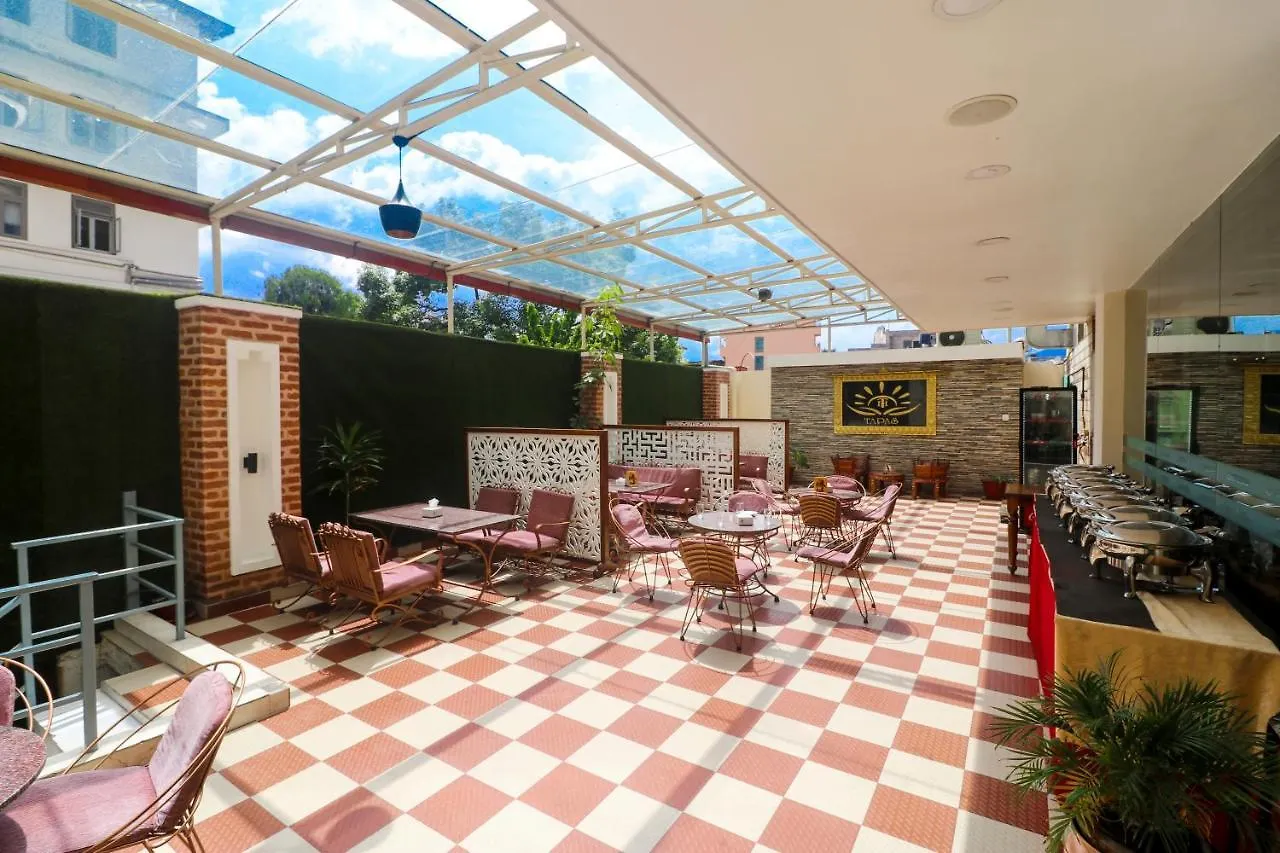 Hotel Tapas Kathmandu 4*,