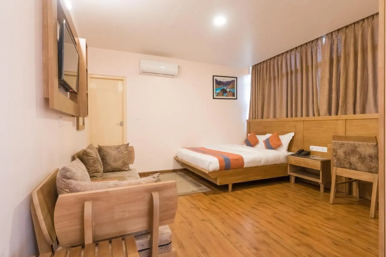 Hotel Tapas Kathmandu 4*,