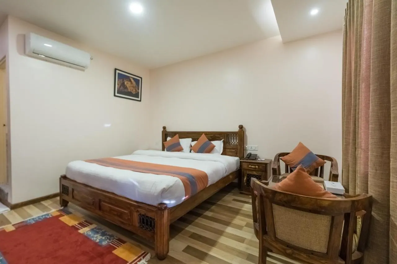 Hotel Tapas Kathmandu 4*,